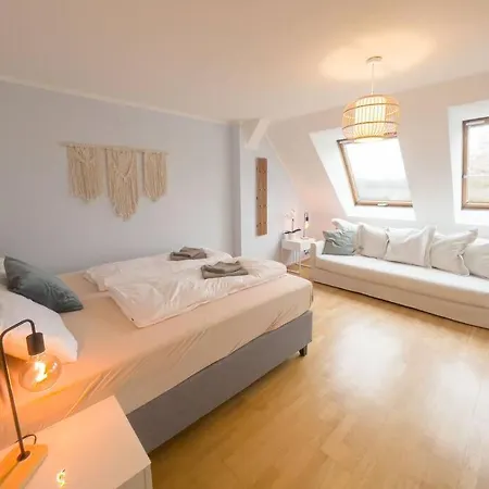 Casarina - Ueber Den Daechern Leipzigs Apartment